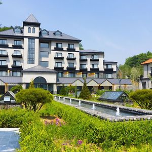 Eden Paradise Hotel